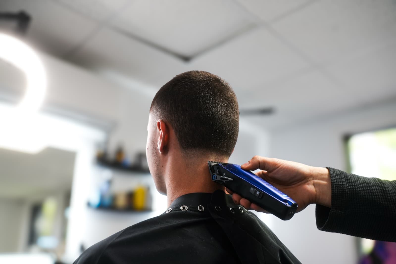 DM Cut — barbershop à Granby